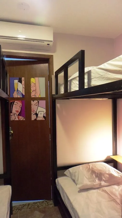 Frida Hostel Cabo Frio Brazil